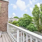 Beautiful House By The Sea On A-Location